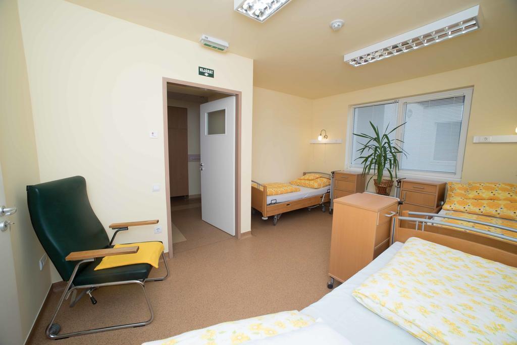 Bed and Breakfast Borbanyai Rehabilitacios Haz Nyíregyháza Exterior foto